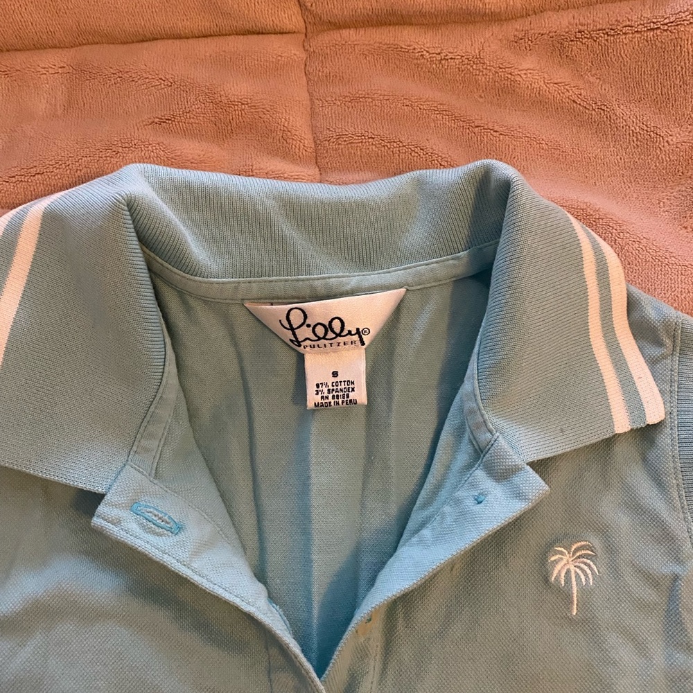 Baby blue golf shirt. Lilly. EUC